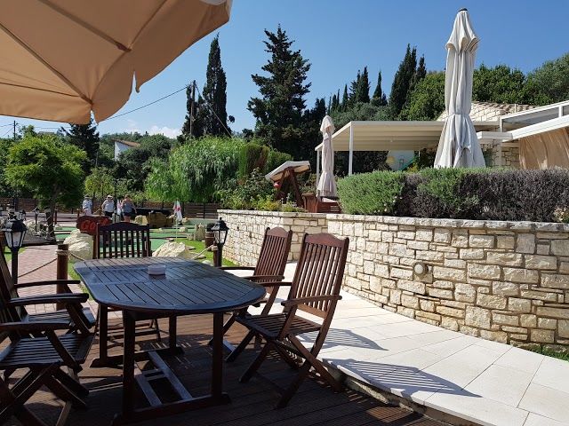 Pyramid Restaurant & Cafe